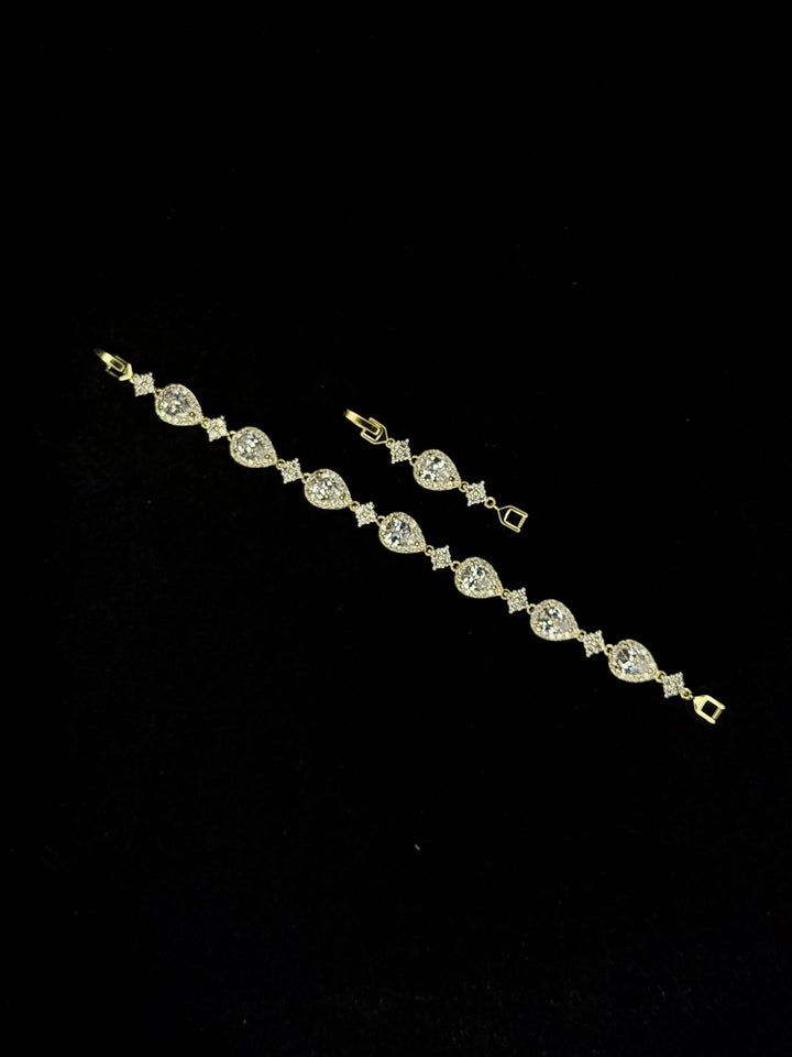 Star Drop Bracelet - MyGarments